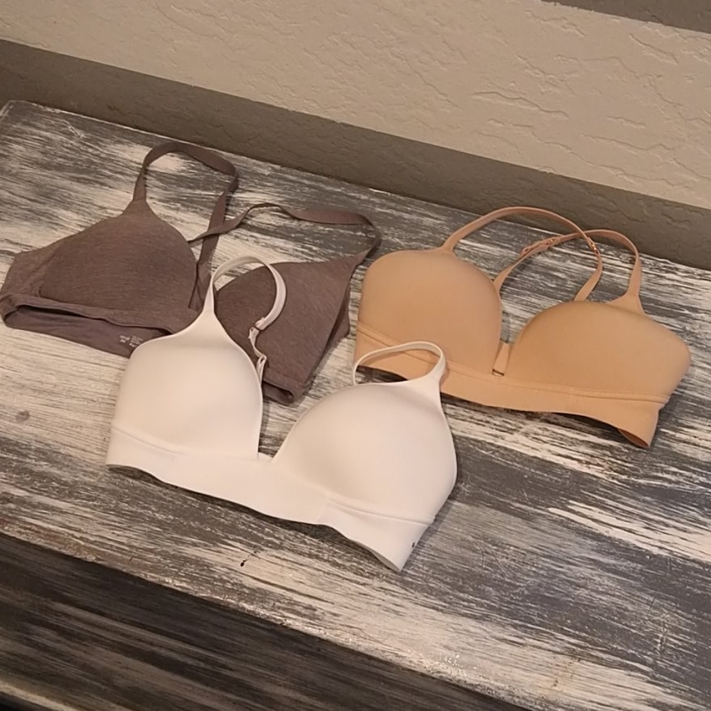 Set of 3 bras wireless 34c aerie nude white grey